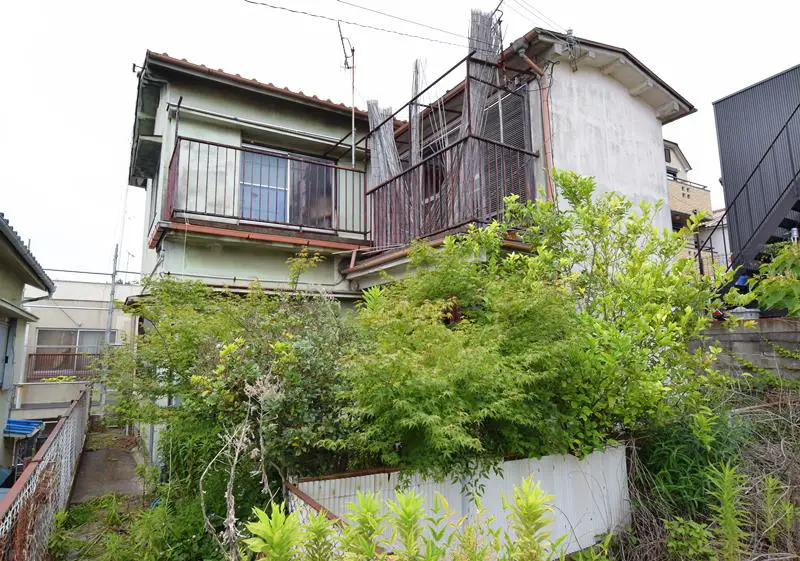 Japan's Empty Houses